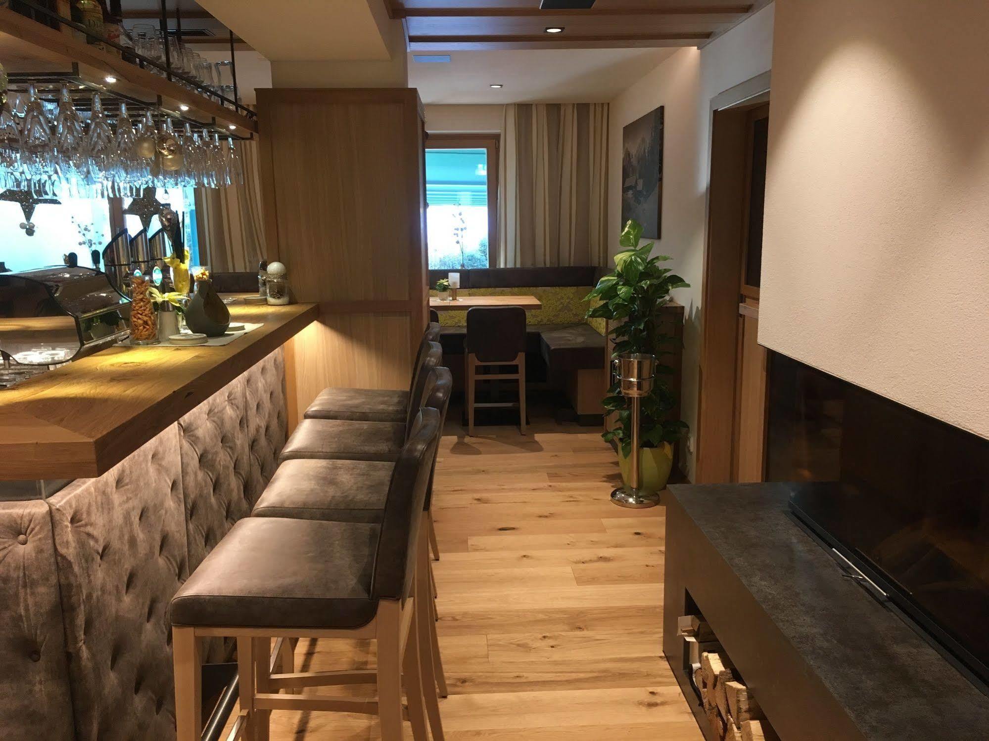 莫亚里霍夫酒店 利恩茨 外观 照片